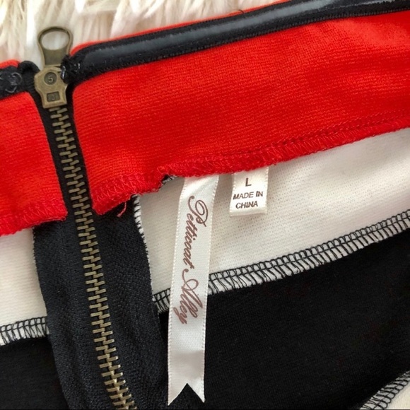 Petticoat Alley Strapless Dress | Size L - Picture 5 of 7